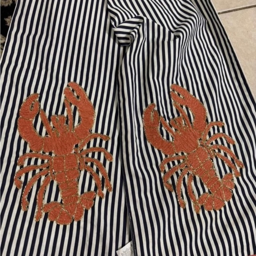 Pier 1 Imports Embroidered Beaded
Lobster Coastal Table Runner